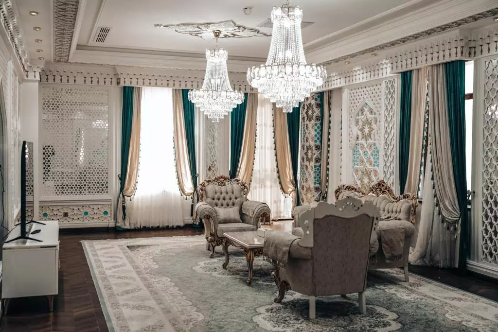KANGURT Grand Hotel